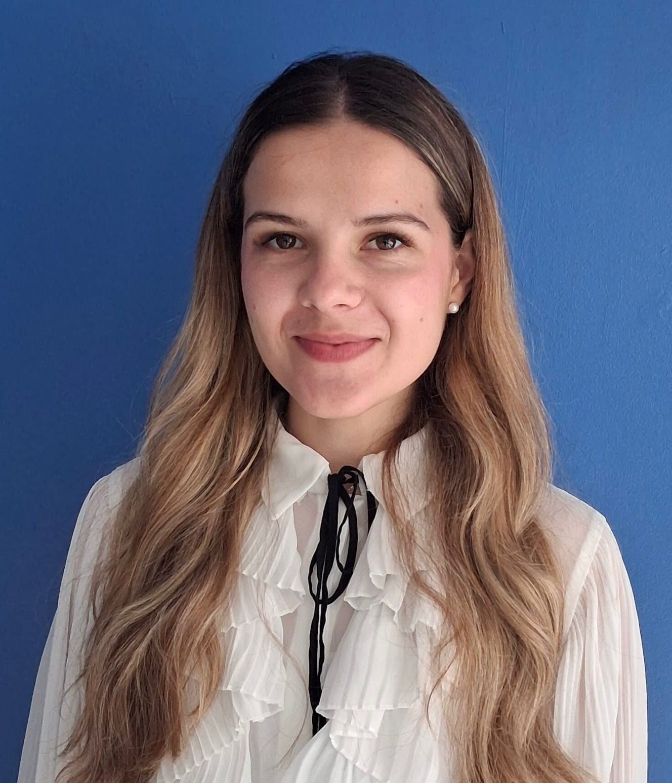 Mrs Debora Negru